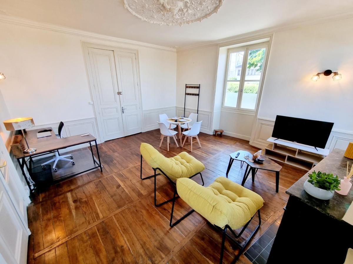 Superbe T2 Lumineux Avec Fibre Apartment Angoulême Екстериор снимка